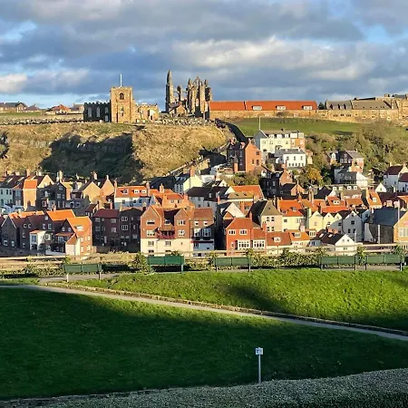 Whitby-captains House - 4 Bed Luxury * Γουίτμπι