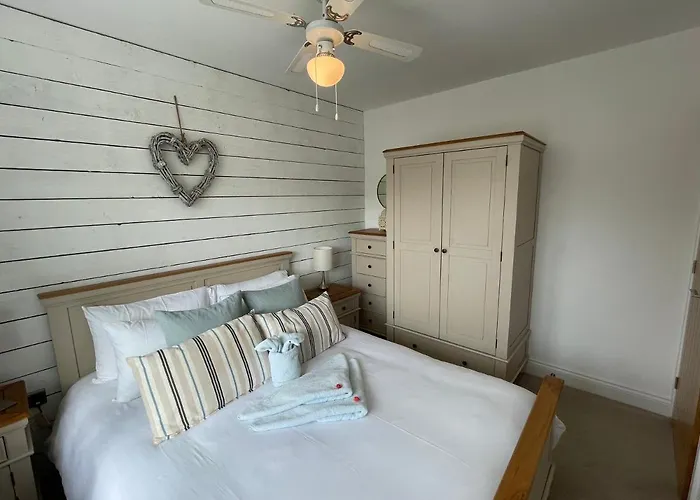 Whitby-captains House - 4 Bed Luxury * Whitby